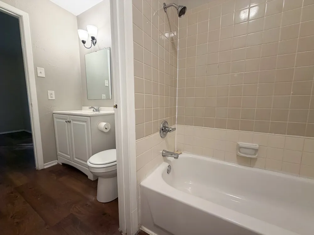 510 W Marvin Avenue #112 Waxahachie, TX 75165