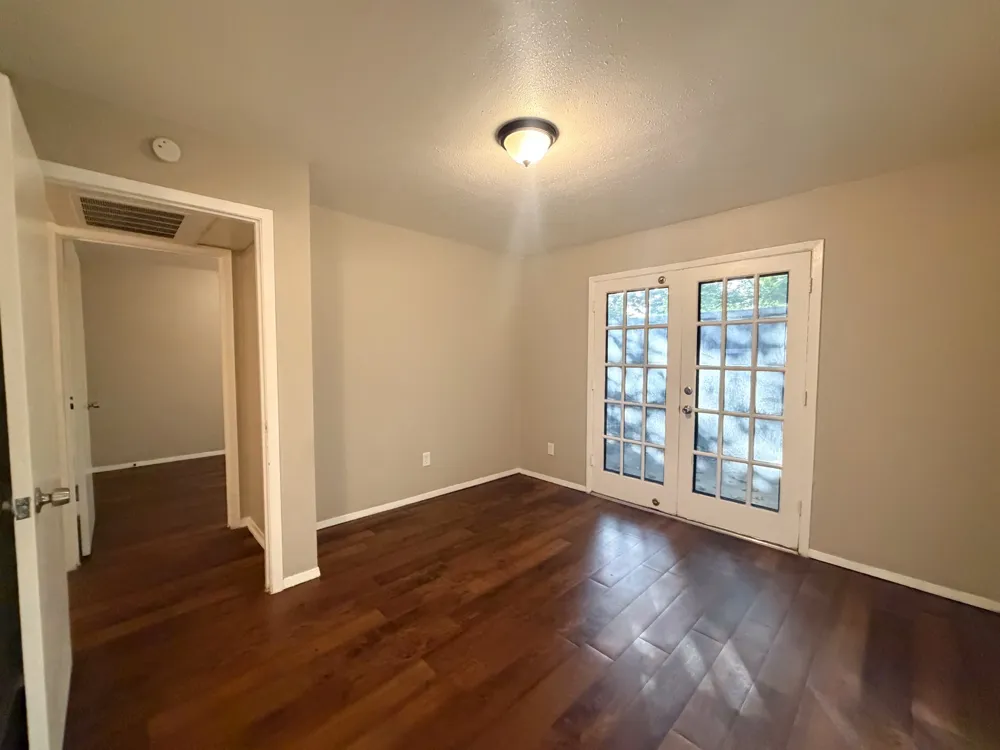 510 W Marvin Avenue #112 Waxahachie, TX 75165