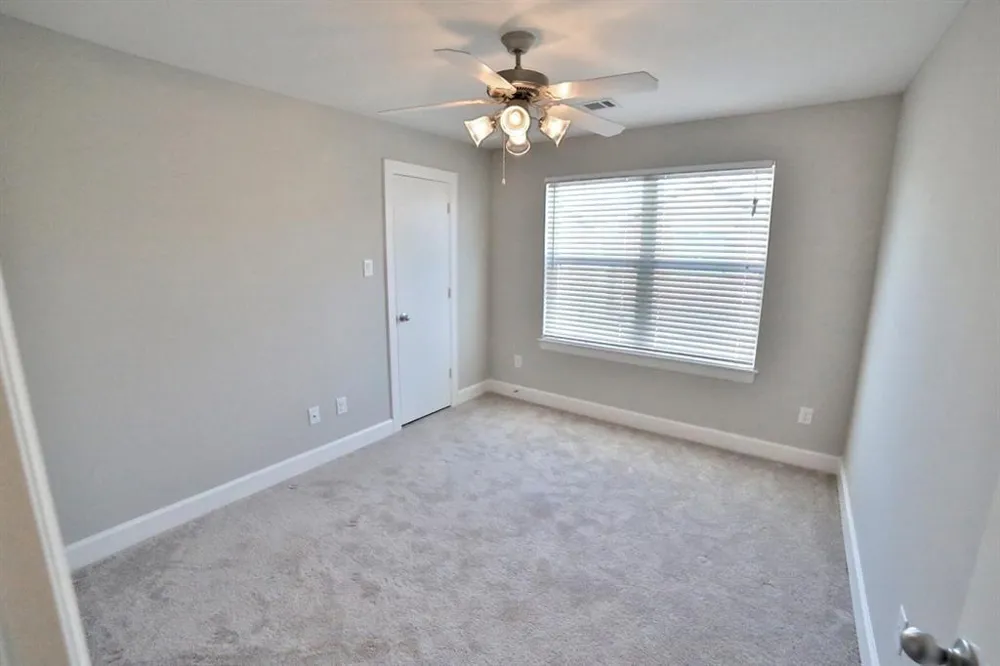 3719 Main Poplar Drive Houston, TX 77025