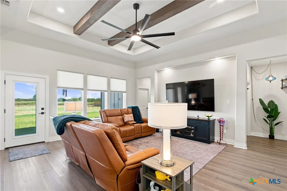 297 Whitetail Lane Victoria, TX 77905