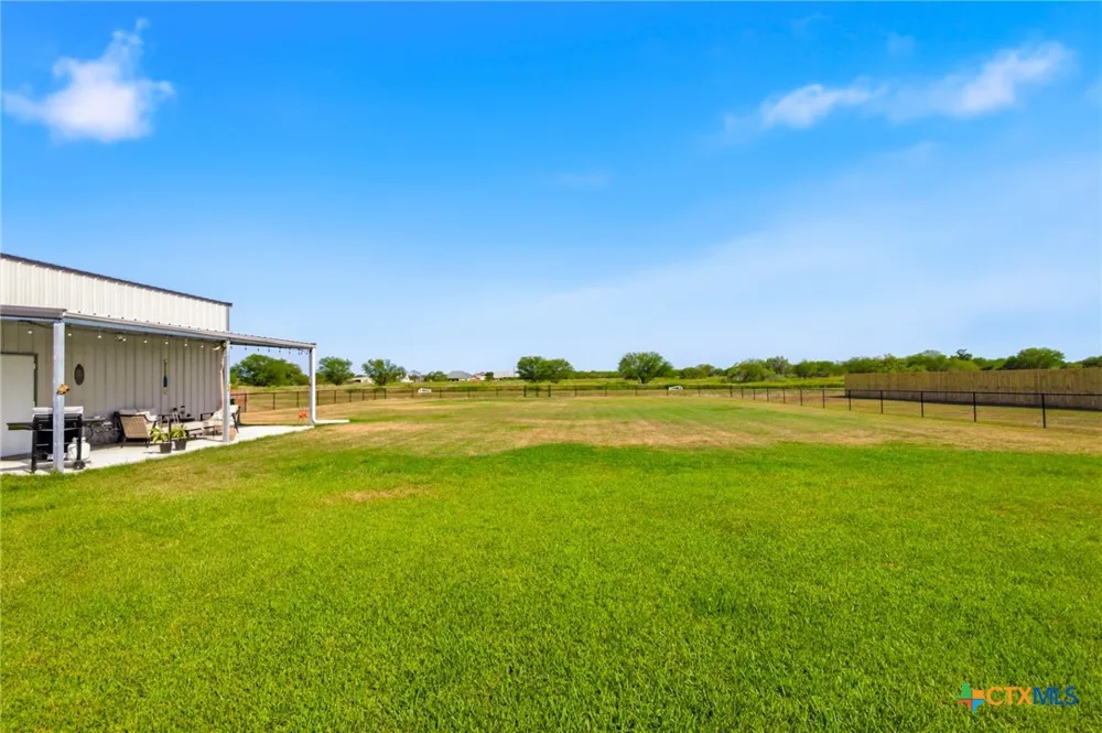 297 Whitetail Lane Victoria, TX 77905
