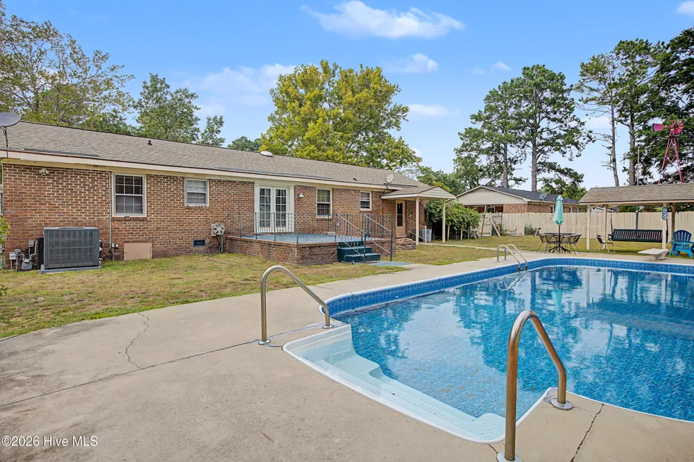 924 Montclair Avenue Rockingham, NC 28379