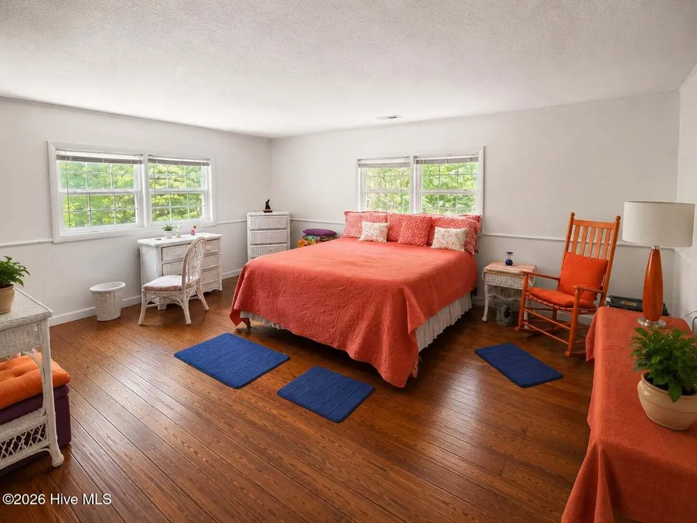 197 Pounding Mill Con Hayesville, NC 28904