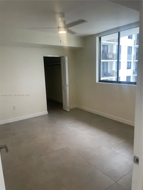 16395 Biscayne Blvd #1611