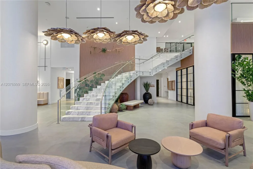 16395 Biscayne Blvd #1611 North Miami Beach, FL 33160