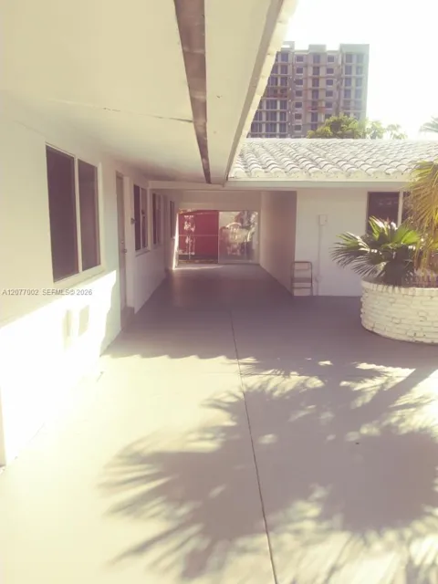2225 Van Buren St #7