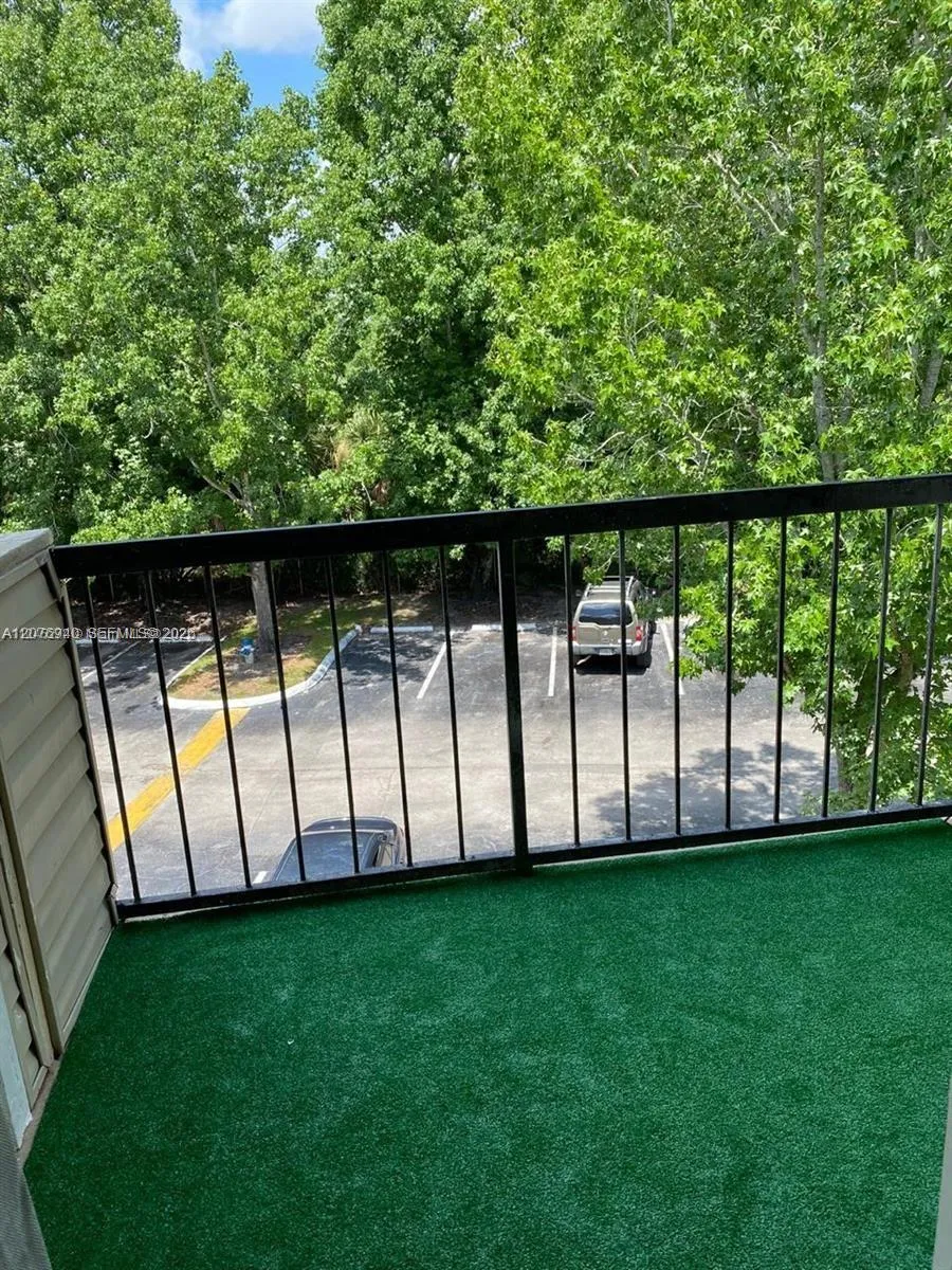 1948 Lake Atriums #124 Orlando, FL 32839