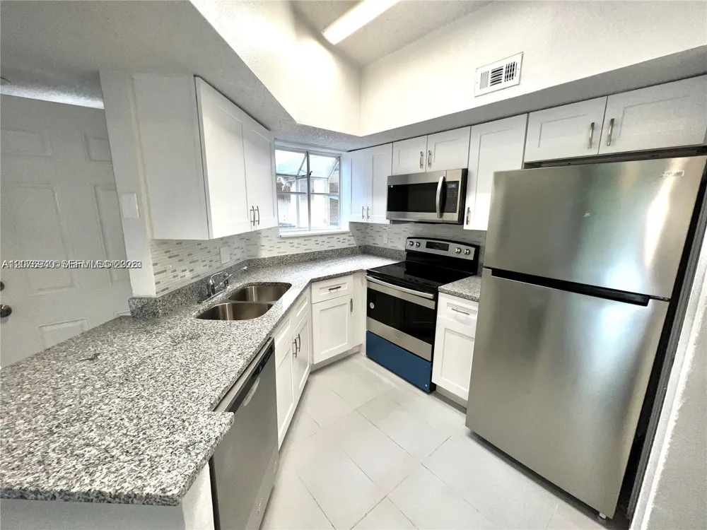 1948 Lake Atriums #124 Orlando, FL 32839