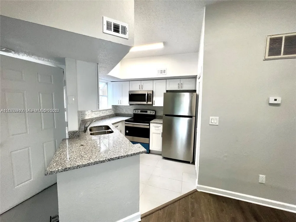 1948 Lake Atriums #124 Orlando, FL 32839