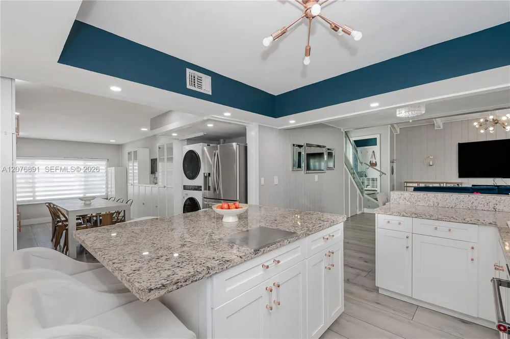 928 NW 106th Ave Cir Miami, FL 33172