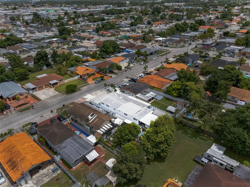 350 W 16th St Hialeah, FL 33010