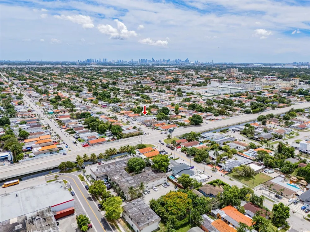350 W 16th St Hialeah, FL 33010