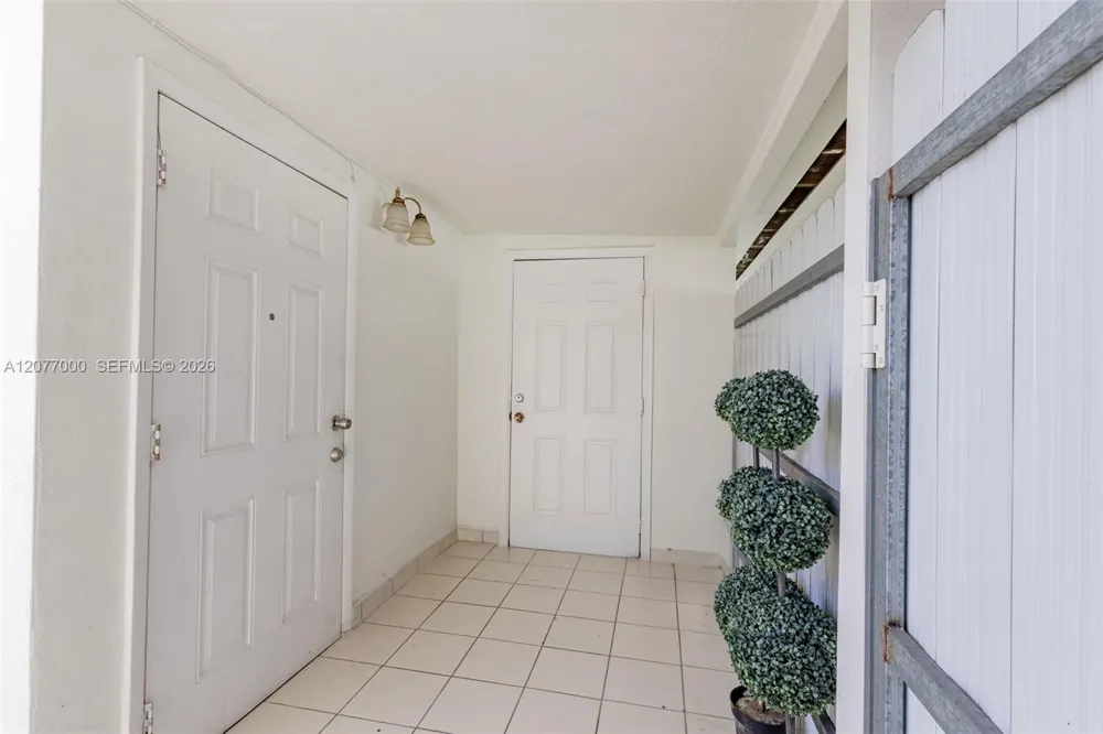 350 W 16th St Hialeah, FL 33010