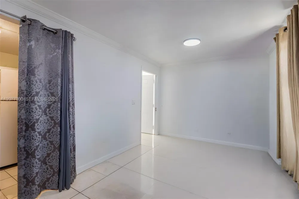 350 W 16th St Hialeah, FL 33010