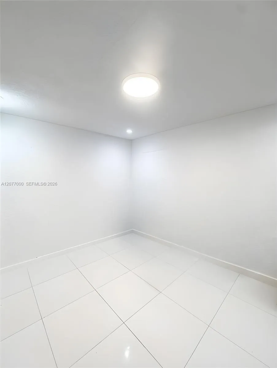 350 W 16th St Hialeah, FL 33010
