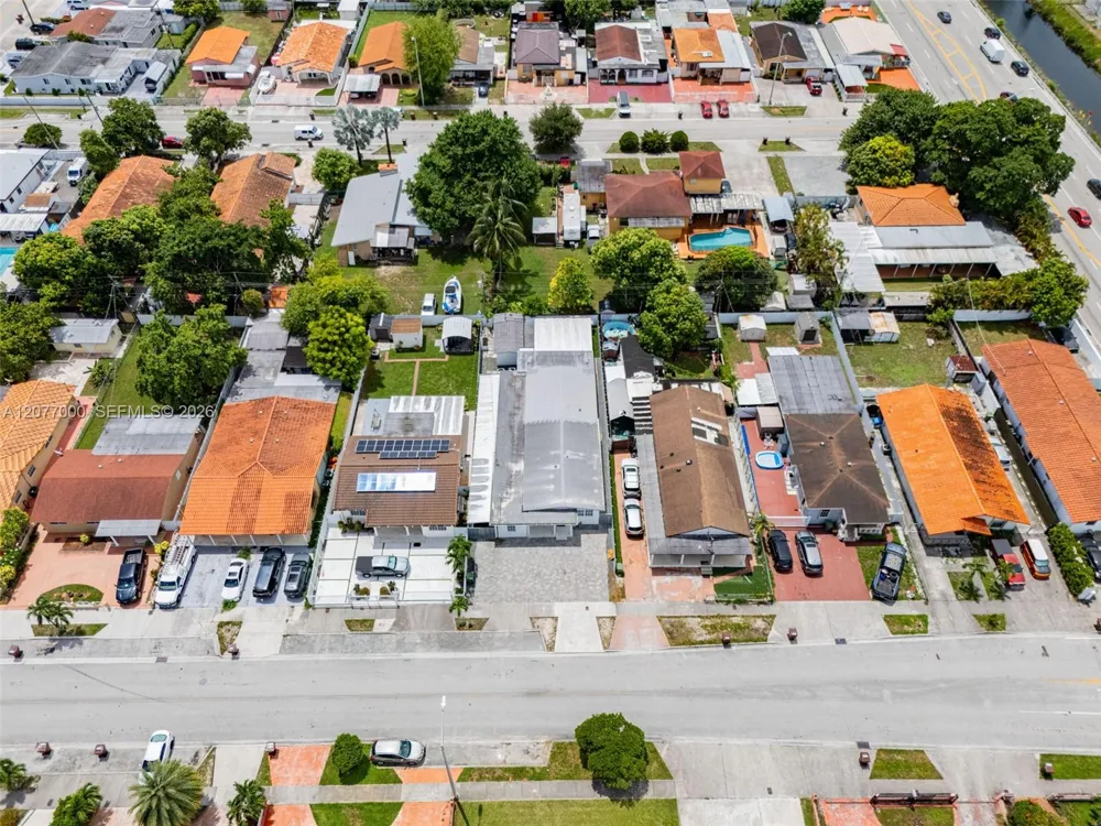 350 W 16th St Hialeah, FL 33010