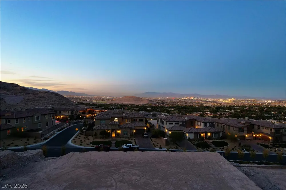 34 Mountain View Drive Las Vegas, NV 89141
