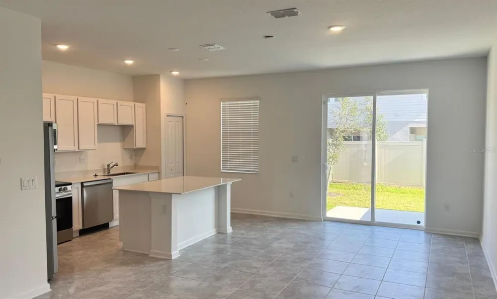 2524 SKYLINE LOOP Kissimmee, FL 34758