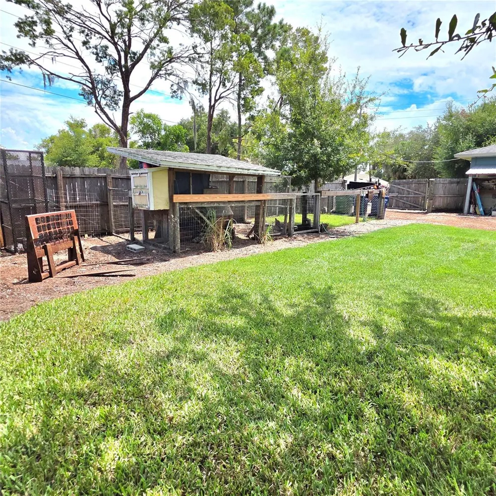 845 AVENUE F NE Winter Haven, FL 33881