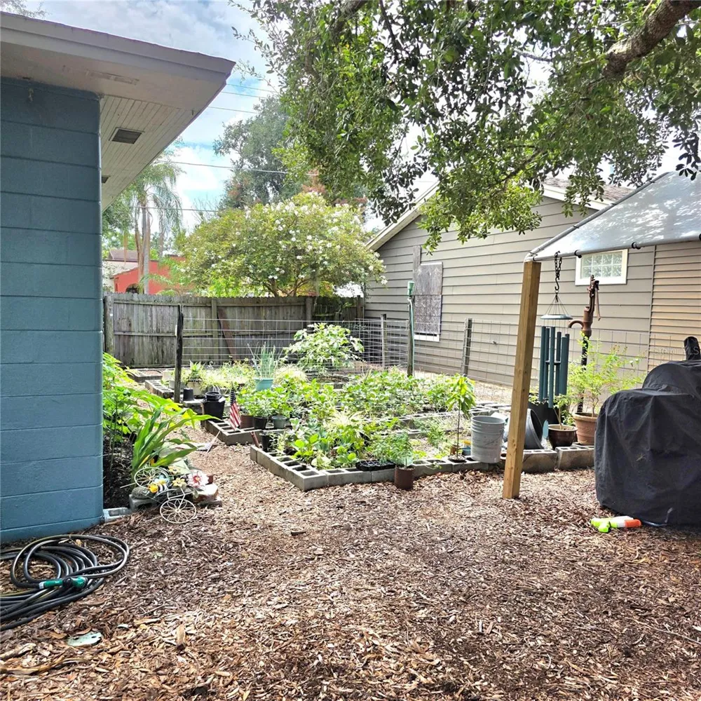 845 AVENUE F NE Winter Haven, FL 33881