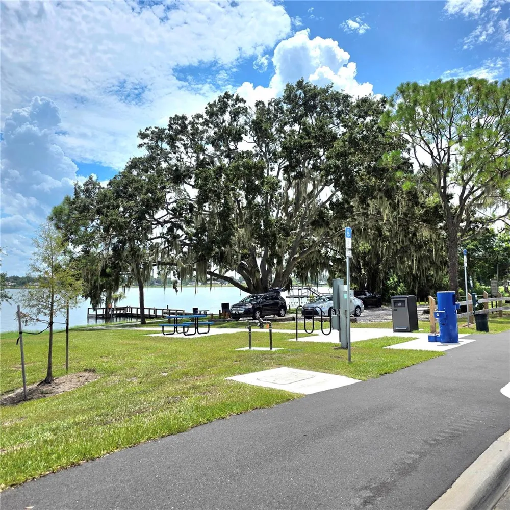 845 AVENUE F NE Winter Haven, FL 33881