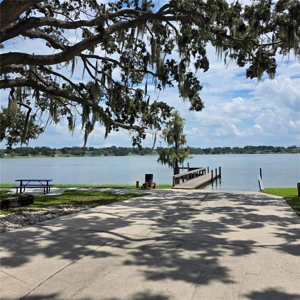 845 AVENUE F NE Winter Haven, FL 33881