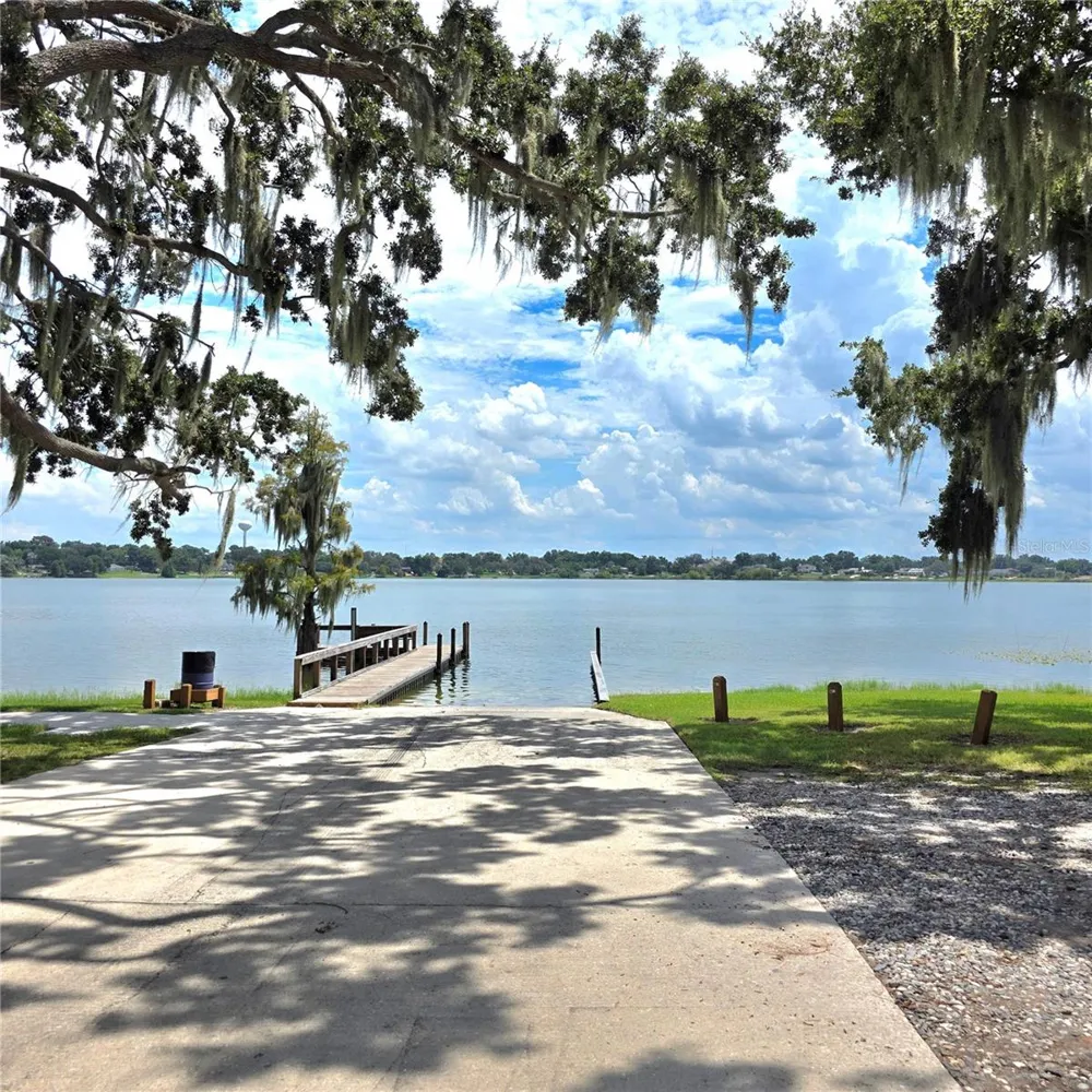 845 AVENUE F NE Winter Haven, FL 33881