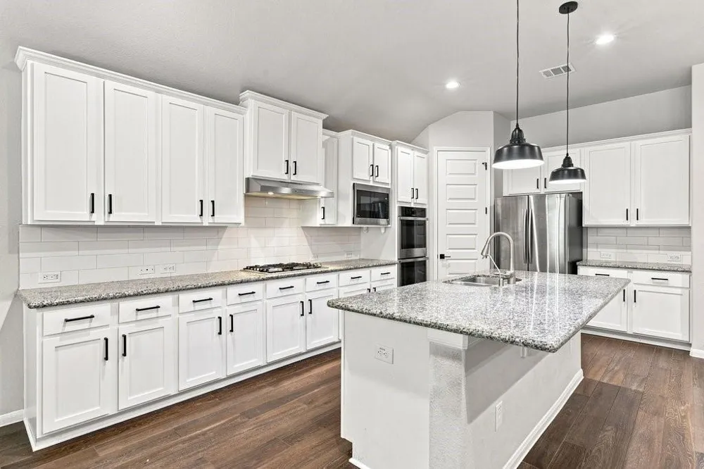 7602 Mesquite Hill Lane Richmond, TX 77469