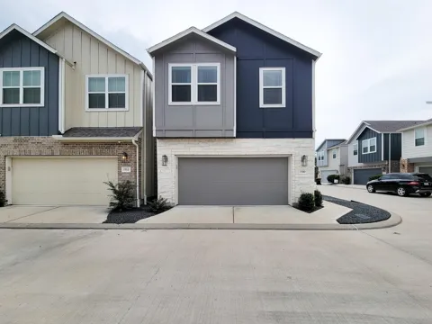 1510 Lakeline Oak Drive