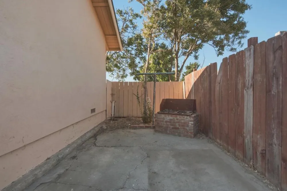 315 Riverside Road Hollister, CA 95023
