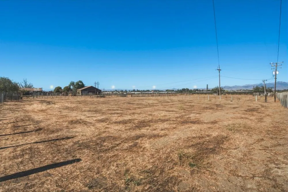 315 Riverside Road Hollister, CA 95023