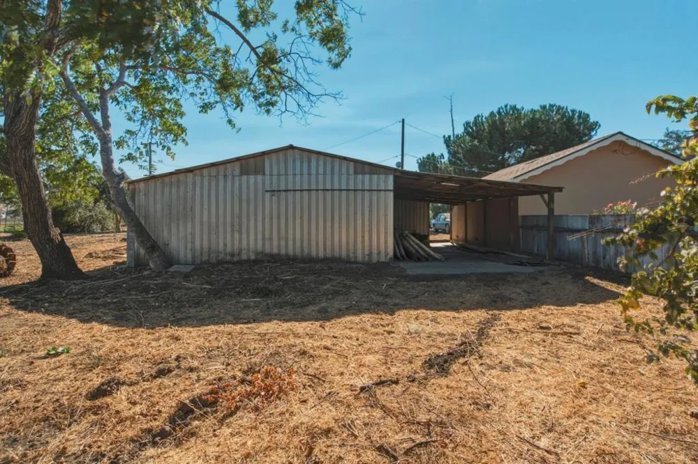 315 Riverside Road Hollister, CA 95023