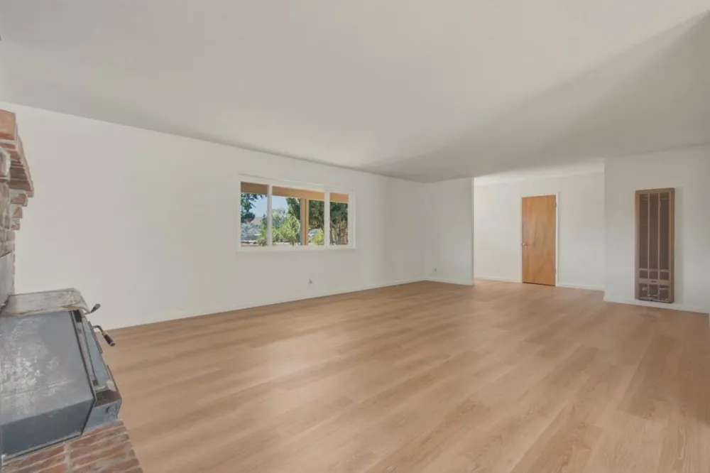 315 Riverside Road Hollister, CA 95023