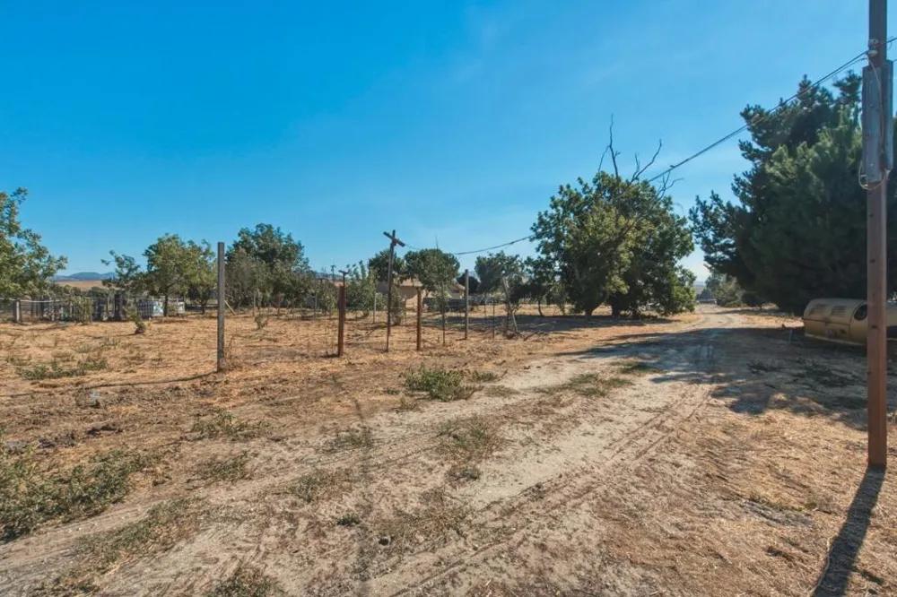 315 Riverside Road Hollister, CA 95023