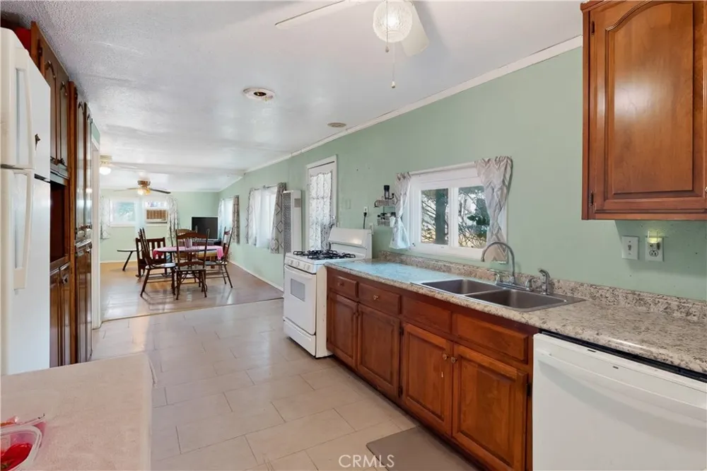 2421 Monte Vista Avenue Oroville, CA 95966