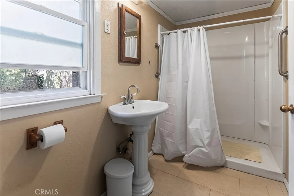 2421 Monte Vista Avenue Oroville, CA 95966