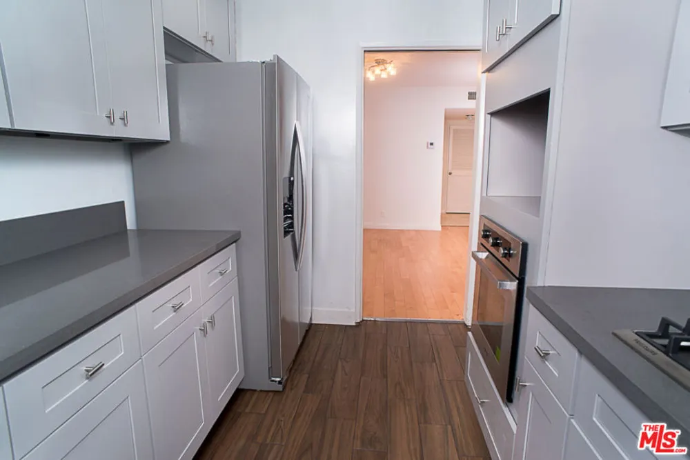 416 Oakhurst Drive #103 Beverly Hills, CA 90210