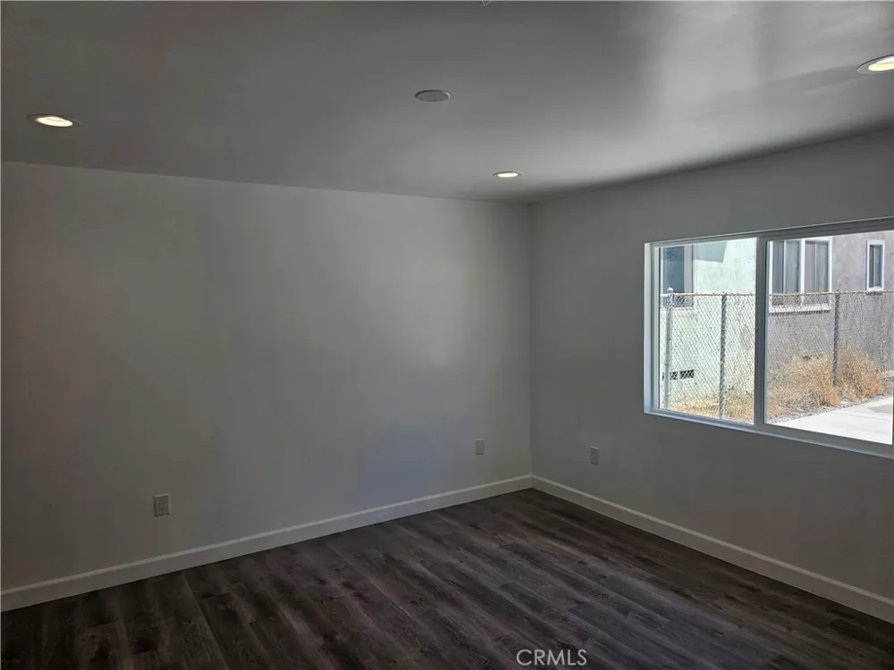 1307 S Woods #A Los Angeles, CA 90022