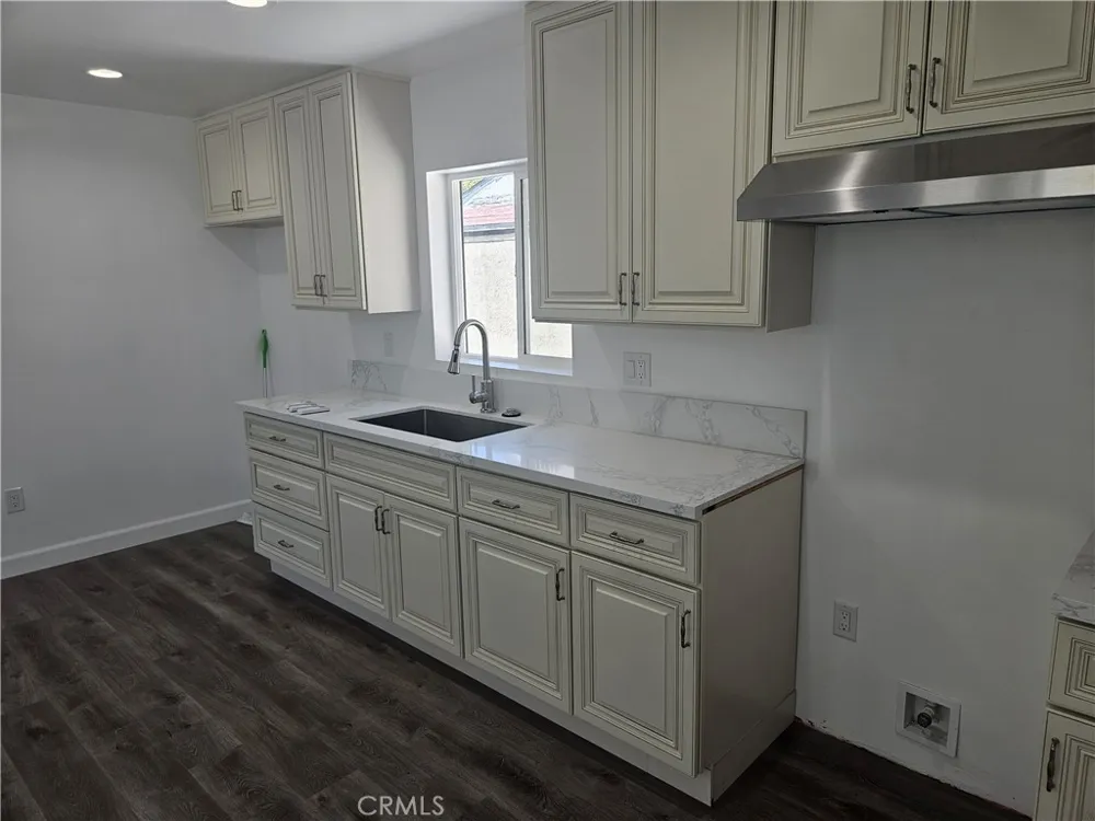 1307 S Woods #A Los Angeles, CA 90022