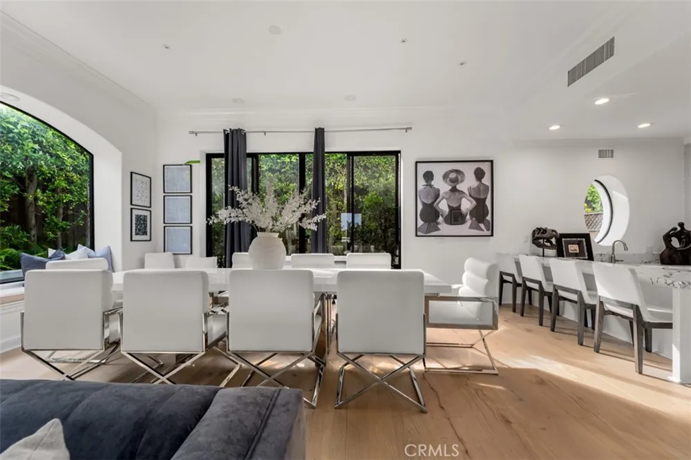 215 Poppy Avenue Corona del Mar, CA 92625