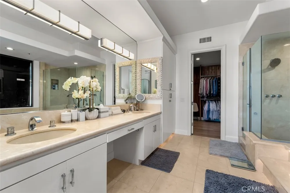 215 Poppy Avenue Corona del Mar, CA 92625