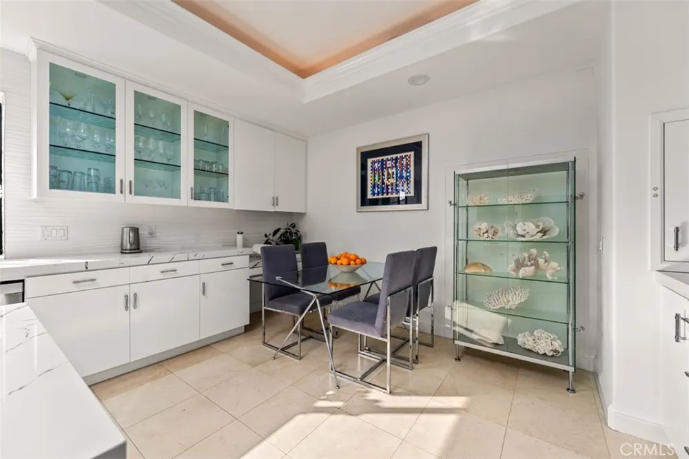 215 Poppy Avenue Corona del Mar, CA 92625