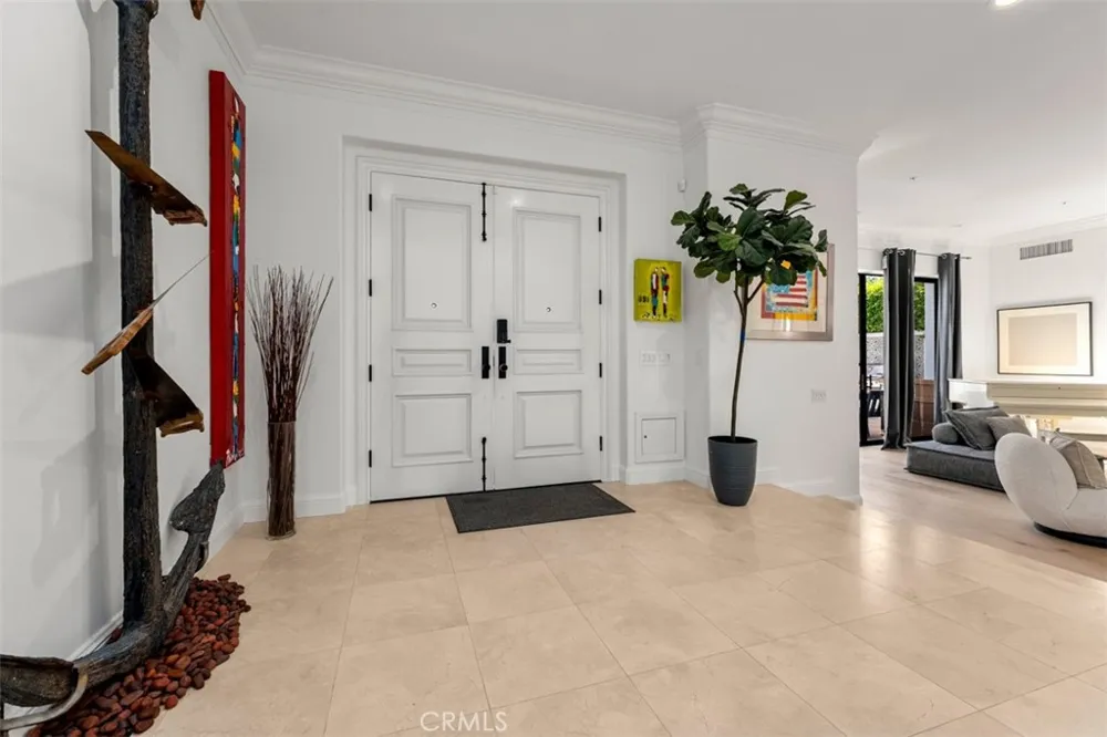 215 Poppy Avenue Corona del Mar, CA 92625