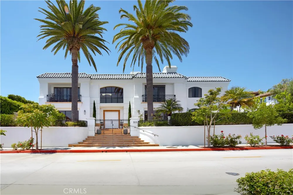 215 Poppy Avenue Corona del Mar, CA 92625