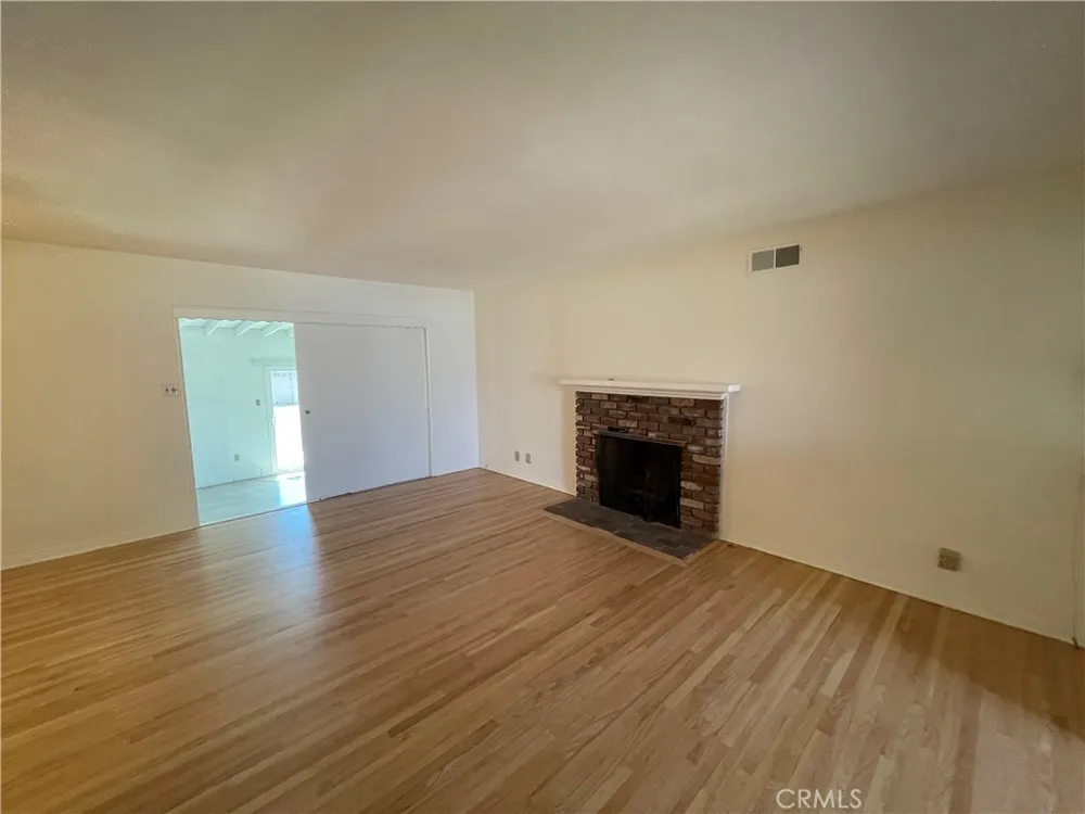 1440 E Rose Avenue Orange, CA 92867