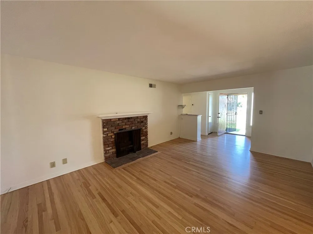 1440 E Rose Avenue Orange, CA 92867