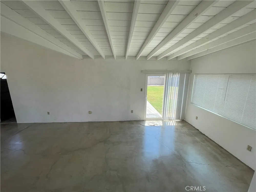 1440 E Rose Avenue Orange, CA 92867