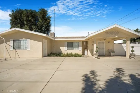 10611 Cherry Ave