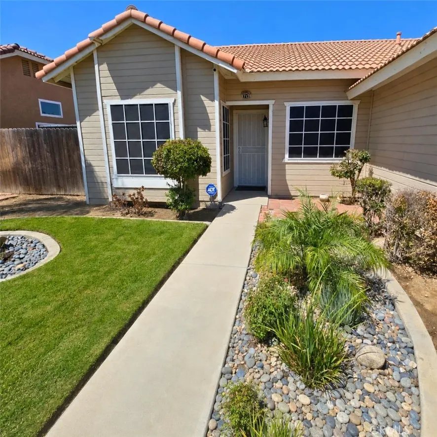 713 Harvest Creek Road Bakersfield, CA 93312