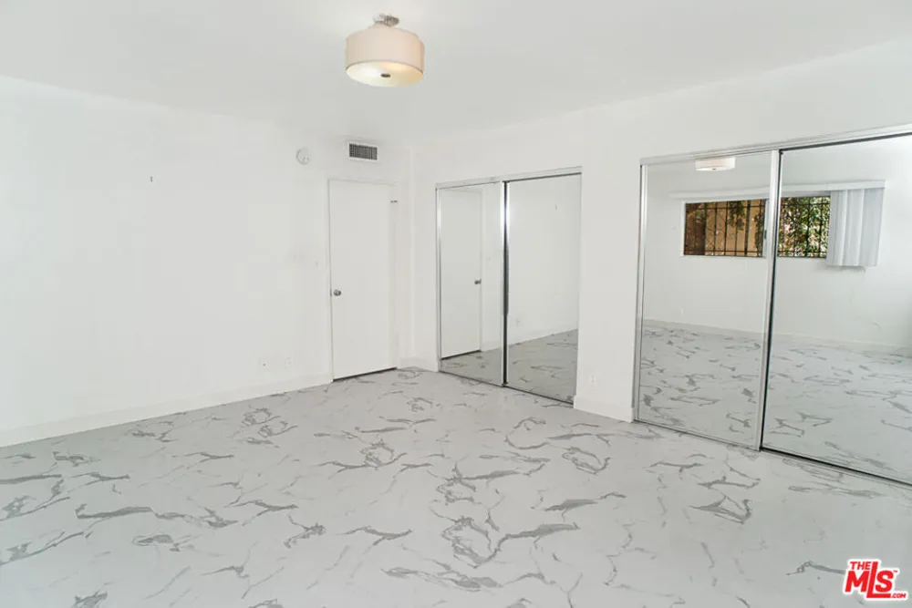 416 Oakhurst Drive #107 Beverly Hills, CA 90210